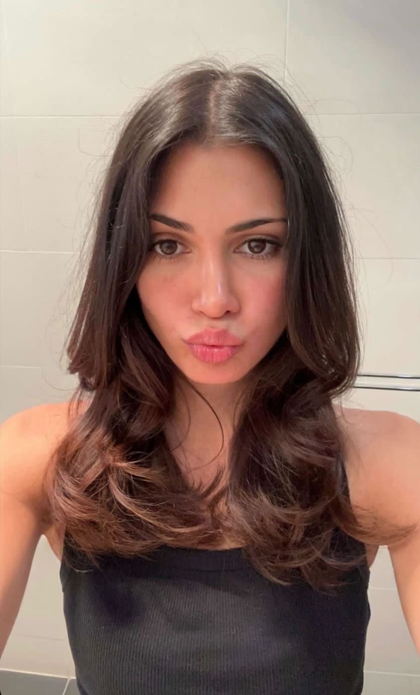 5 in 1 hair styler - 5 in 1 styler - interchangeable styling tool – blowdry brush – hair tool – 90s blowout - wavy talk - hair curler - curling tong - thermal brush - bouncy blowdry brush - mermaid waver - beach wave - curling wand - blowout brush - amika brush - air wrap – heated round brush – hot tool – thermal brush Australia – small curling tong – big curling wand – Velcro rollers – hair rollers – jumbo rollers – pink rollers