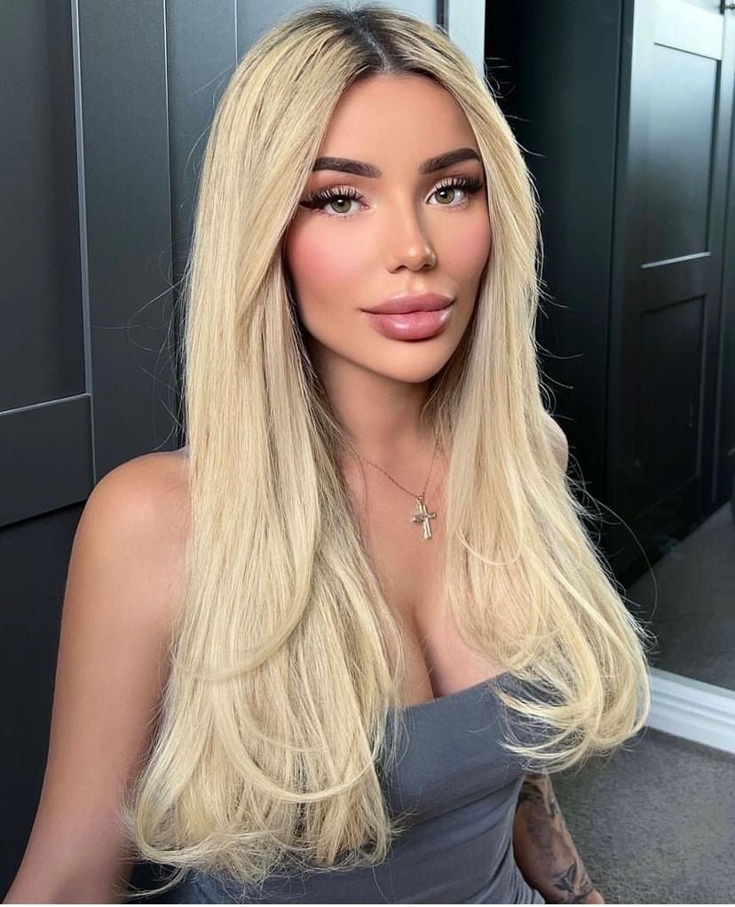 5 in 1 hair styler - 5 in 1 styler - interchangeable styling tool – blowdry brush – hair tool – 90s blowout - wavy talk - hair curler - curling tong - thermal brush - bouncy blowdry brush - mermaid waver - beach wave - curling wand - blowout brush - amika brush - air wrap – heated round brush – hot tool – thermal brush Australia – small curling tong – big curling wand – Velcro rollers – hair rollers – jumbo rollers – pink rollers