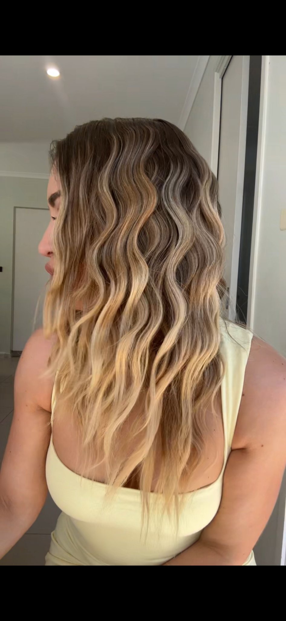 Wave Babe | 5 in 1 Hair Styler - Airys HairWave Babe - Airys Hair - 5 in 1 hair styler - 5 in 1 styler - wavy talk - hair curler - curling tong - thermal brush - bouncy blowdry brush - mermaid waver - beach wave - interchangeable head - hair styling attachments - curling wand - blowout brush - blowdry brush - velcro rollers